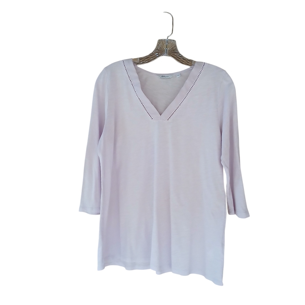Reitman's Pastel Lavender V Neck 3/4 Sleeve Tee Shirt Medium